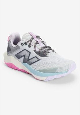 Women's The DynaSoft Nitrel v6 Trail Sneaker by New Balance in Grey Matter (Size 7 1/2 2E)