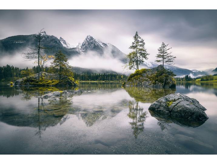 Fototapete PAPERMOON Photo-Art DIRK WIEMER, REGNERISCHER MORGEN IN HINTERSEE (BAYERN) , bunt, B:5m L:2,8m, Vlies, Tapeten, Fototapete