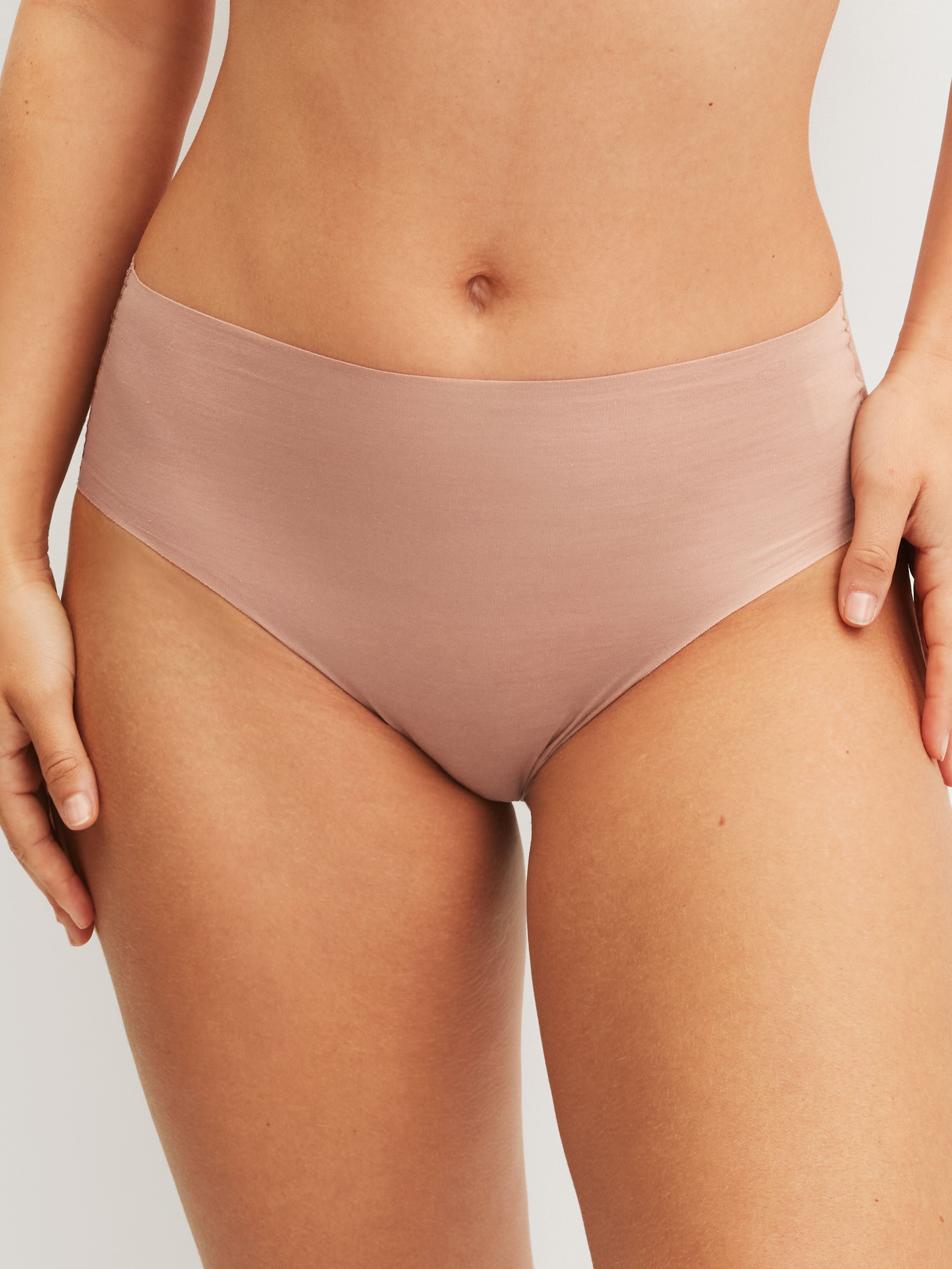 Midislip CALIDA "Modern Fit", Damen, Gr. XS (36/38), Interlock, rosa (timeless taupe), Interlock, Obermaterial: 83% Modal (TENCEL™), 17% Elasthan, körpernah, Unterhosen Midislip, seidig weich, atmungsaktiv, Interlock-Qualität, cleaner Look timeless taupe 