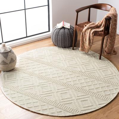 SAFAVIEH Handmade Vermont Magi Wool Rug