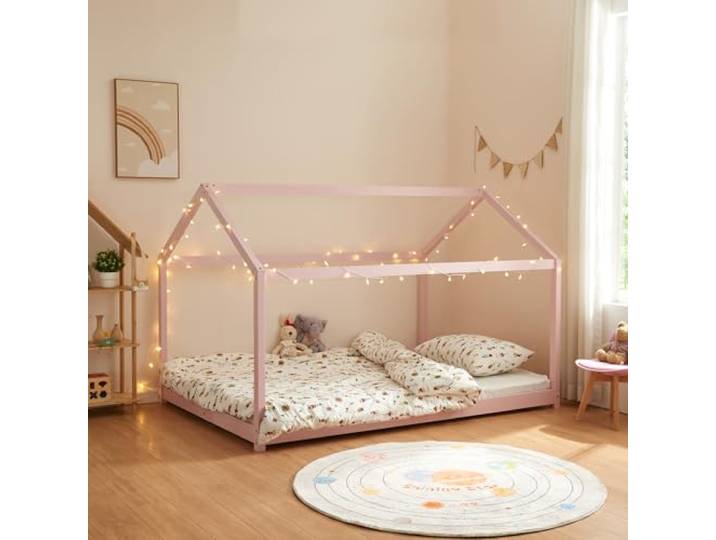 [en.casa] Kinderbett Cerro Hausbett Jugendbett Bett in Haus-Optik Montessori Bett aus massiver Kiefer Bettgestell mit Lattenrost Rosa 120x200cm