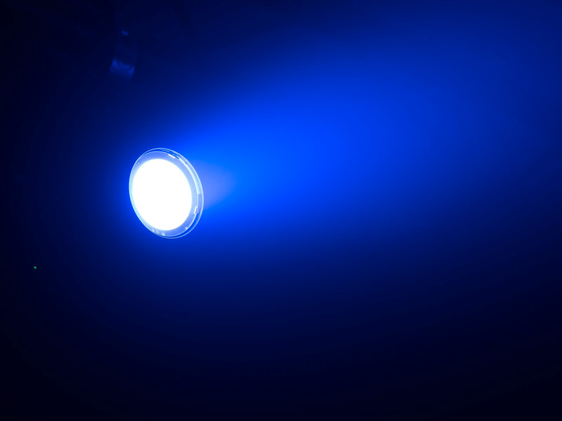 EuroLite LED PST-10 QCL Spot WH