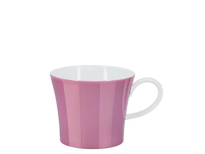 KPM Berlin Colors of BERLIN Prenzlauer Berg, handgefertigte Porzellan Tasse nach Enzo Mari, Frühstückstasse, Kaffeetasse 0,3l, Lüsterfarbe Pink im Geschenkkarton