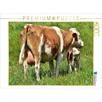 CALVENDO Puzzle Junge Kälber weichen nur sehr selten von der Seite ihrer Mutter. | 2000 Teile Lege-Größe 90x67cm Foto-Puzzle für glückliche Stunden