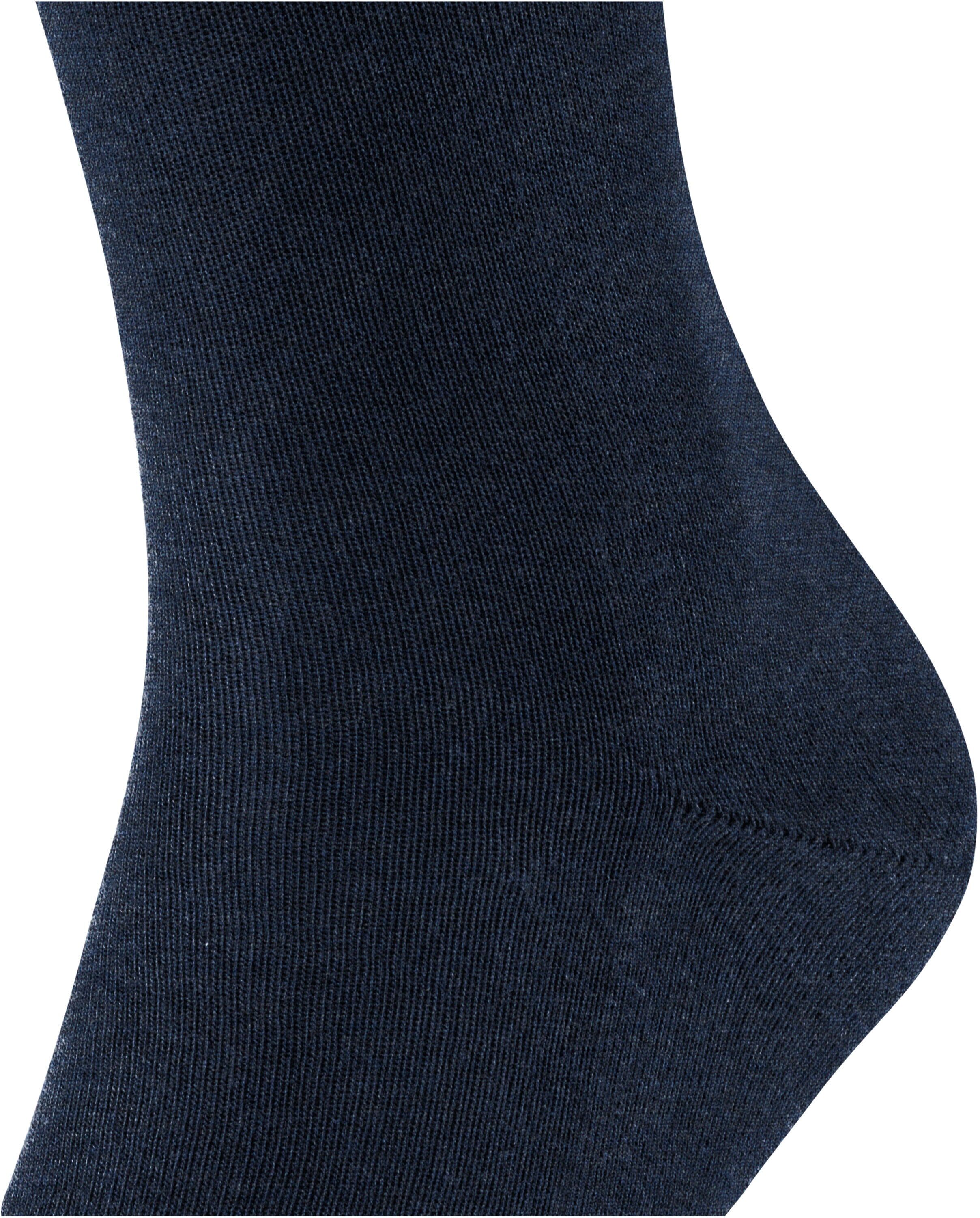 Socken FALKE "Family", Herren, Gr. 39-42, blau (6127, navy melange), Obermaterial: 92% Baumwolle, 7% Polyamid, 1% Elasthan, unifarben, Socken Socken, für Erwachsene, mit flacher Zehennaht 6127, navy melange 39-42
