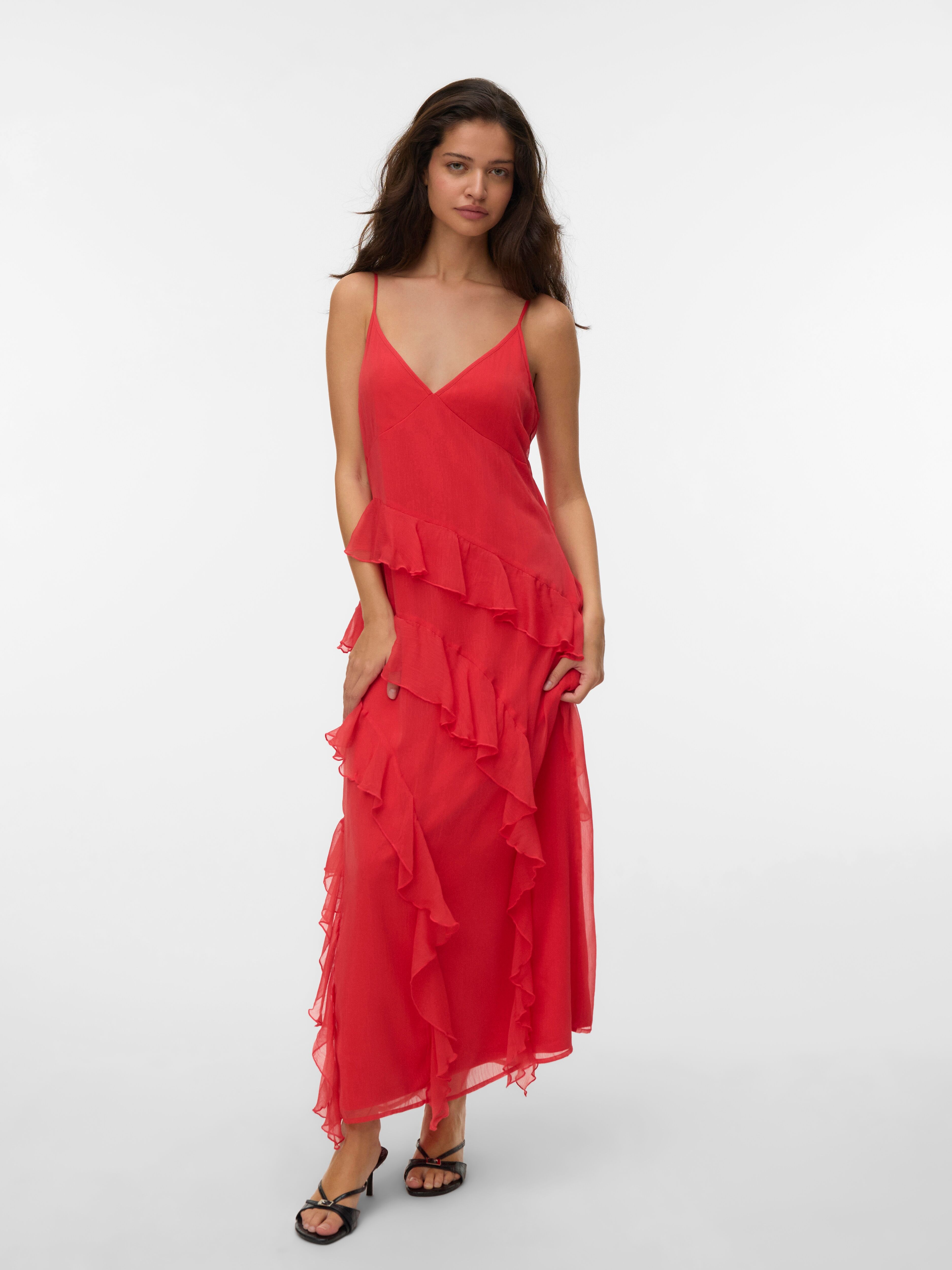 Trägerkleid VERO MODA "VMSMILLA S/L V-NECK LONG FRILL DRESS WVN", Damen, Gr. M, N-Gr, ohne Ärmel, Web, rot (poinsettia), Web, Obermaterial: 100% Polyester, unifarben, lang, V-Ausschnitt, Kleider Trägerkleid, Kunstfaser poinsettia M, N-Gr, ohne Ärmel, Web