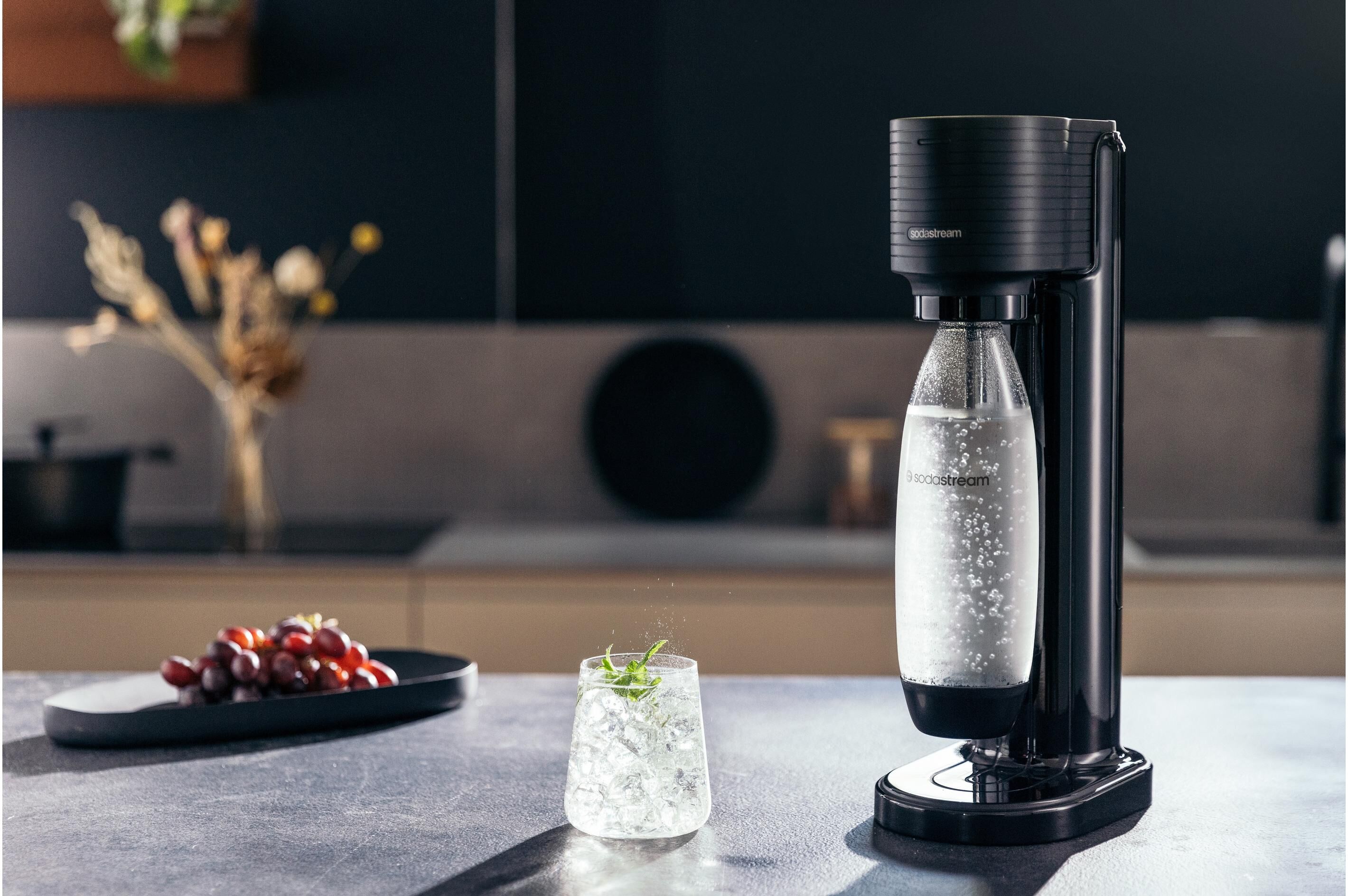 SODASTREAM Wassersprudler "Gaia", schwarz, B:13,5cm H:43cm T:22cm, Wassersprudler, Wassersprudler schwarz Einheitsgröße