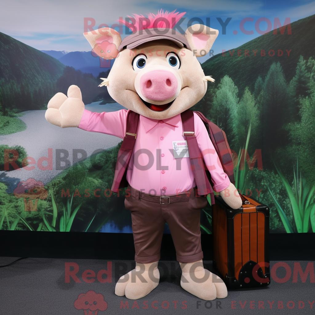 Maskottchen REDBROKOLY eines rosa Wildschweins mit Henley-Shirt und Aktentasche