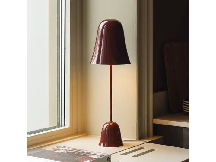 Globen Lighting Tischlampe Blåklockan, rot, für Wohn- / Esszimmer, Metall, Skandinavisch