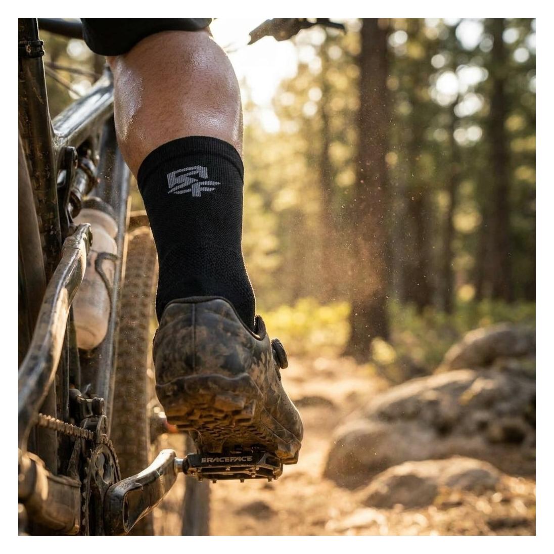 Race Face Logo Coolmax Socken, black, S/M (M) (58845810)