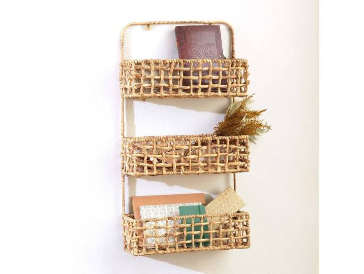 Étagère murale en métal beige