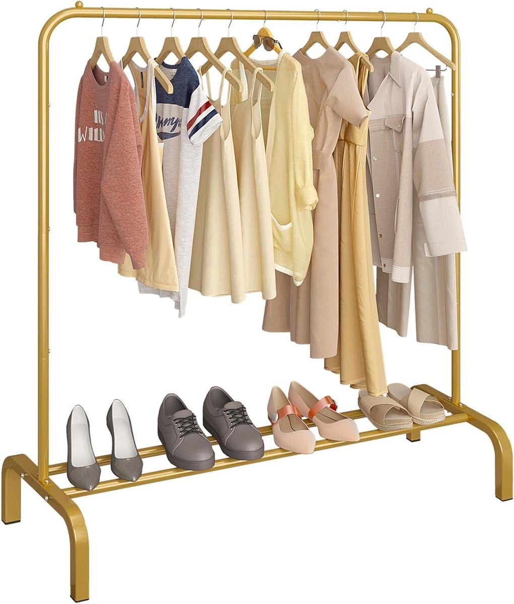 Stevig metalen kledingrek met kledinghangers en dressboy