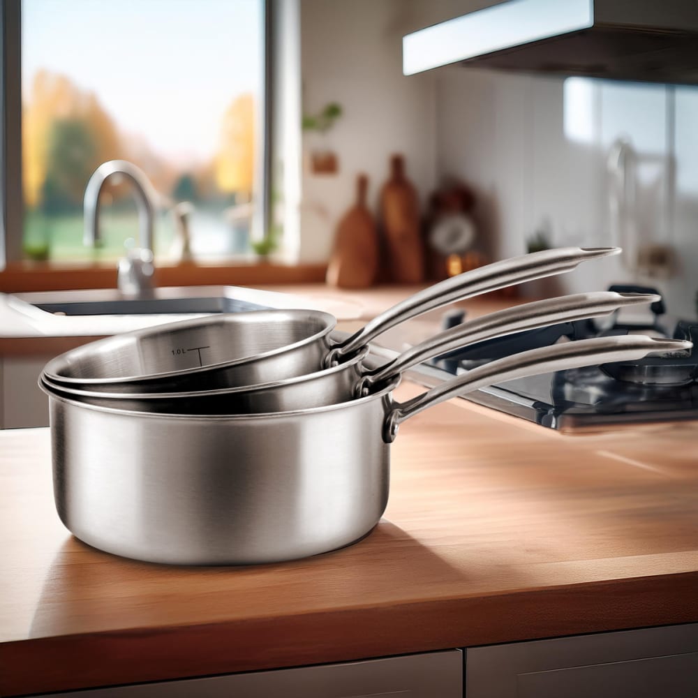 Cuisinox Lot de 3 casseroles inox 16/18/2 0cm et 1 poêle inox 32 cm Argenté 0x0cm