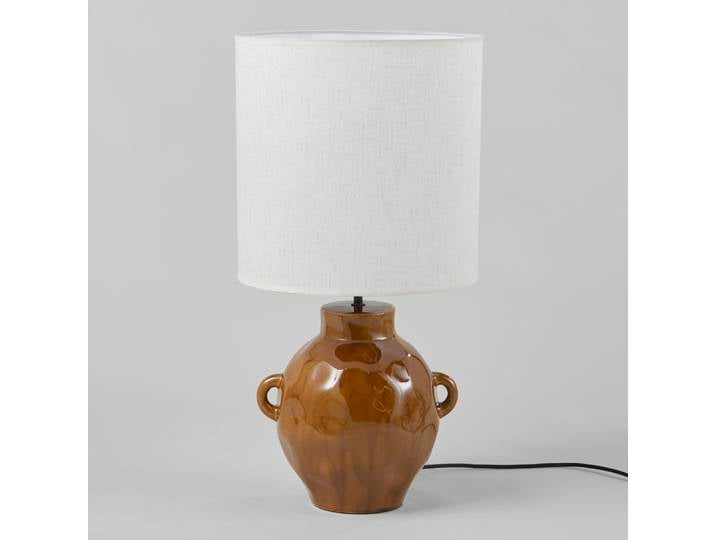 Lampe aus braunem Steinzeug mit beigefarbenem Lampenschirm