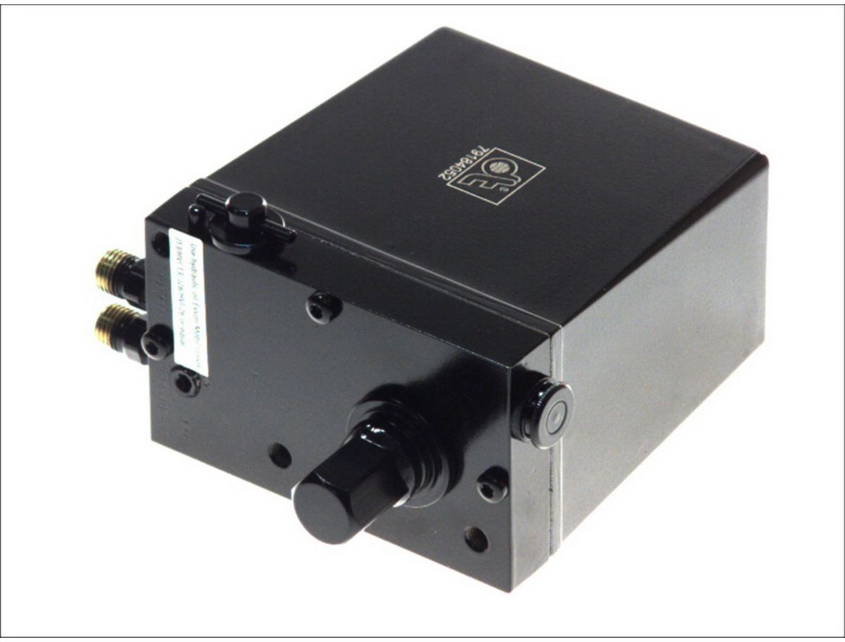 Pumpe/Stellmotor von Fahrerkabine DT SPARE PARTS 2.70102