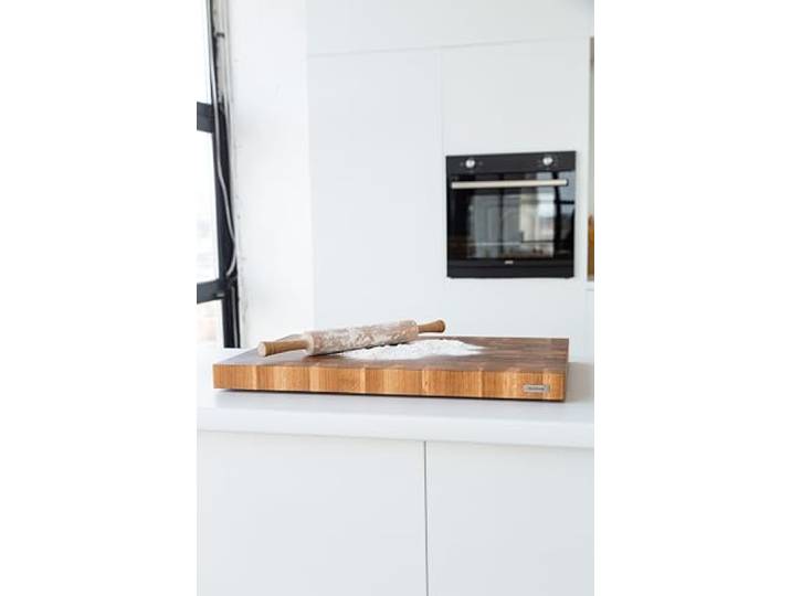Premium XXL Stirnholz Schneidebrett Eiche 60×40×4,5 cm – Massiver Hackblock mit Griffmulden & rutschfesten Füßen – Robust, langlebig, handgefertigt
