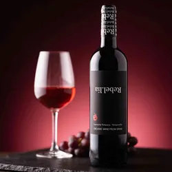 Andres Valiente e Hijos Finca La Muela 2023 Finca La Muela Rebel.lia 2022 Bobal,Garnacha,Tempranillo Spanien