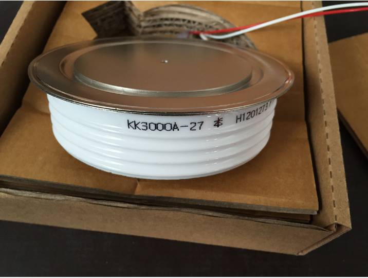 Thyristor KK/KP2000A-18 2500A-28 3000A-25 3500A-22 de puissance élevée