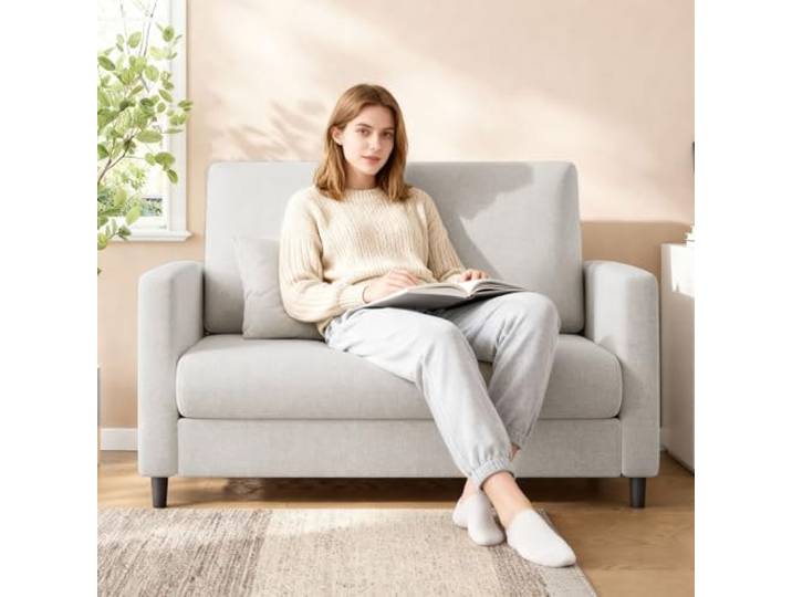 Thaookte Platzsparendes 2-Sitzer Sofa – Komfortable Polsterung, stabiles Massivholz, modernes Design, werkzeuglose Montage – Ideal für Wohnzimmer, Schlafzimmer, Apartment – Farbe: Beige