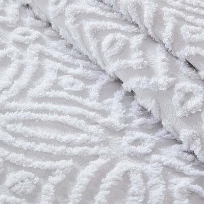 Beatrice Home Fashions Alicia Wedding Ring Chenille Collection