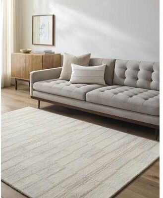 Livabliss Sierra Hand Tufted Geometric Wool Rug