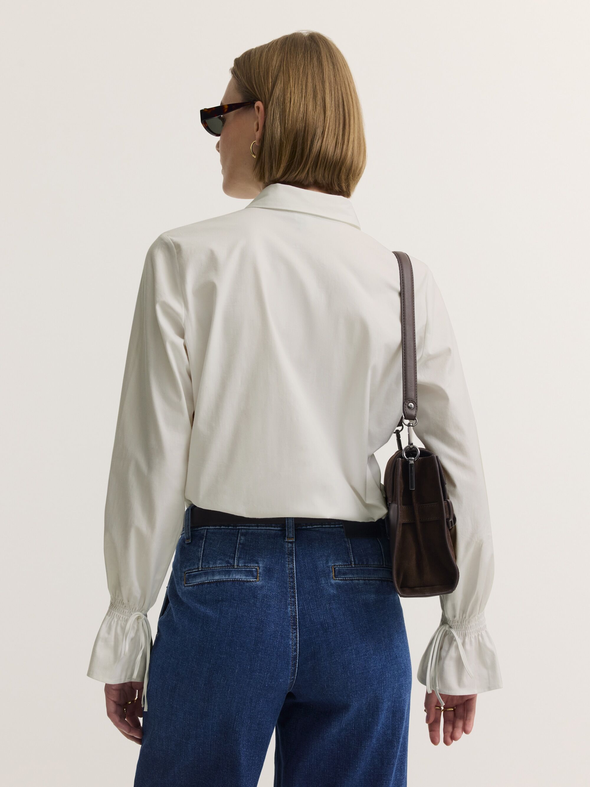 Langarmbluse BUGATTI "Modern Fit", Damen, Gr. 34, weiß (10, weiß), 97% Baumwolle, 3% Lyocell, unifarben, normal, ohne Ausschnitt, Blusen Langarmbluse, Modern Fit Baumwolle Lyocell Langarm