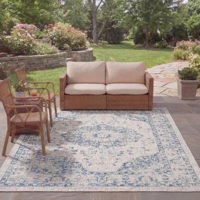 SAFAVIEH Courtyard Tamara Indoor/ Outdoor Waterproof Patio Backyard Rug