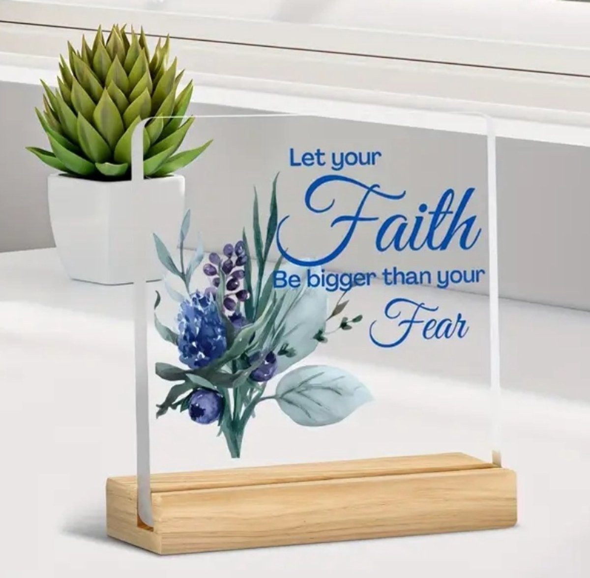 Merkloos Decoratief Tafelornament Let your faith be bigger than your fear voor volwassenen
