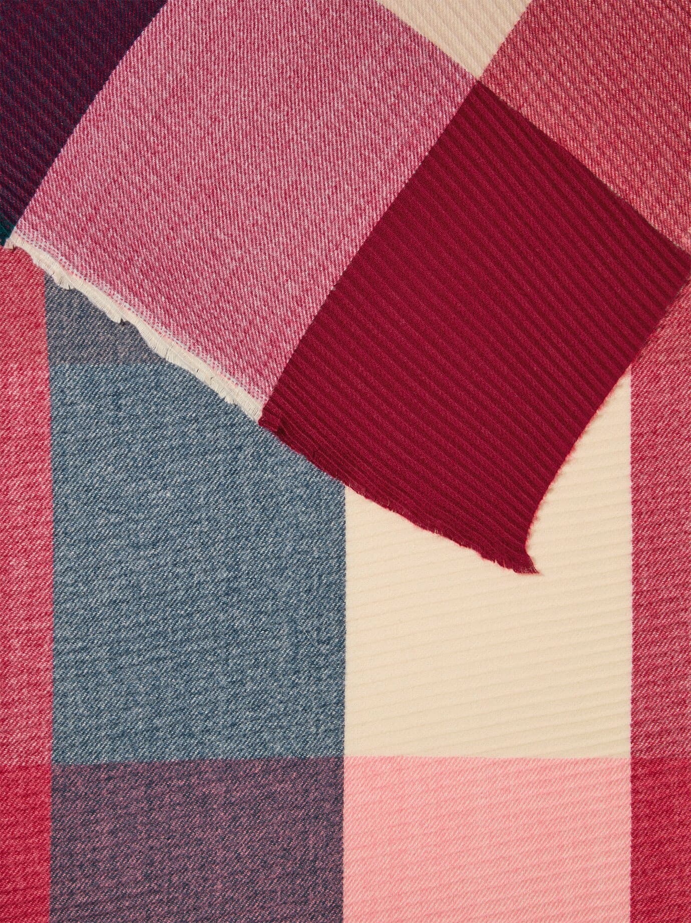 Walbusch Plissee-Schal, , Farbe Rot, 01, kuschelweich modisch plissiert Damen