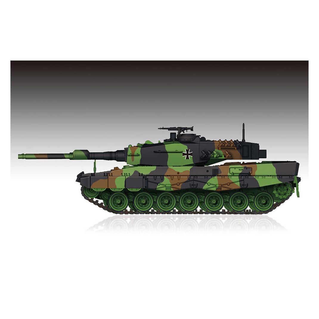 Trumpeter German Leopard2A4 MBT (07190)