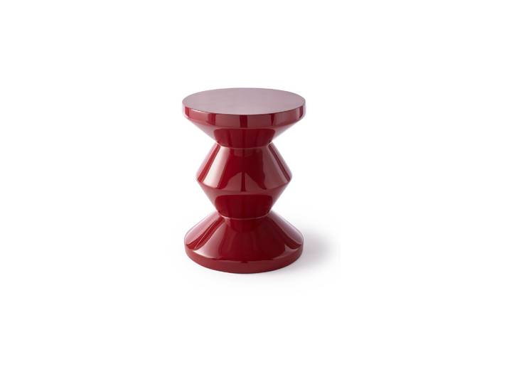 Tabouret en fibre de verre rouge bourgogne Zig zag