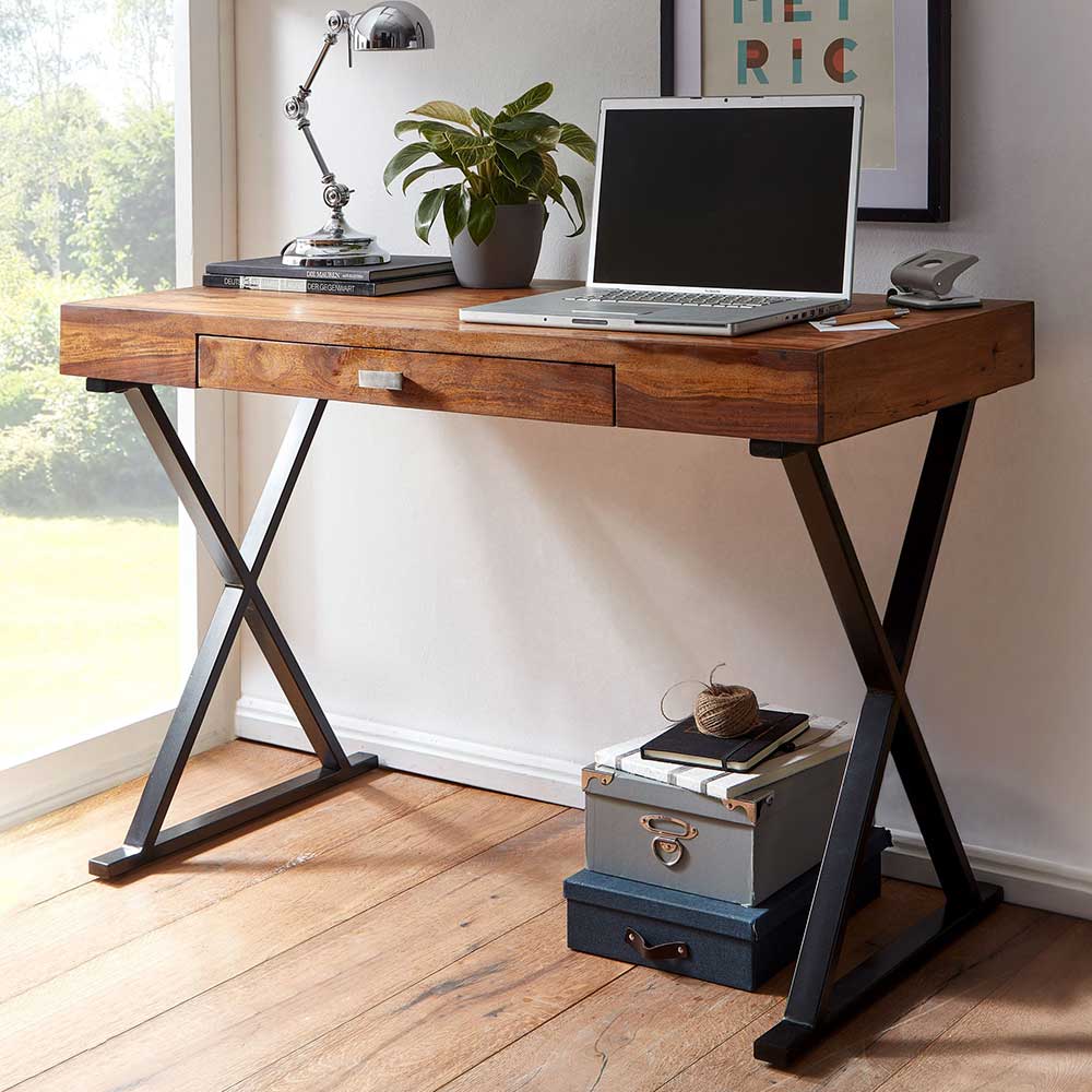 Pharao24.de Design Schreibtisch aus Sheesham Massivholz und Stahl 120 cm breit