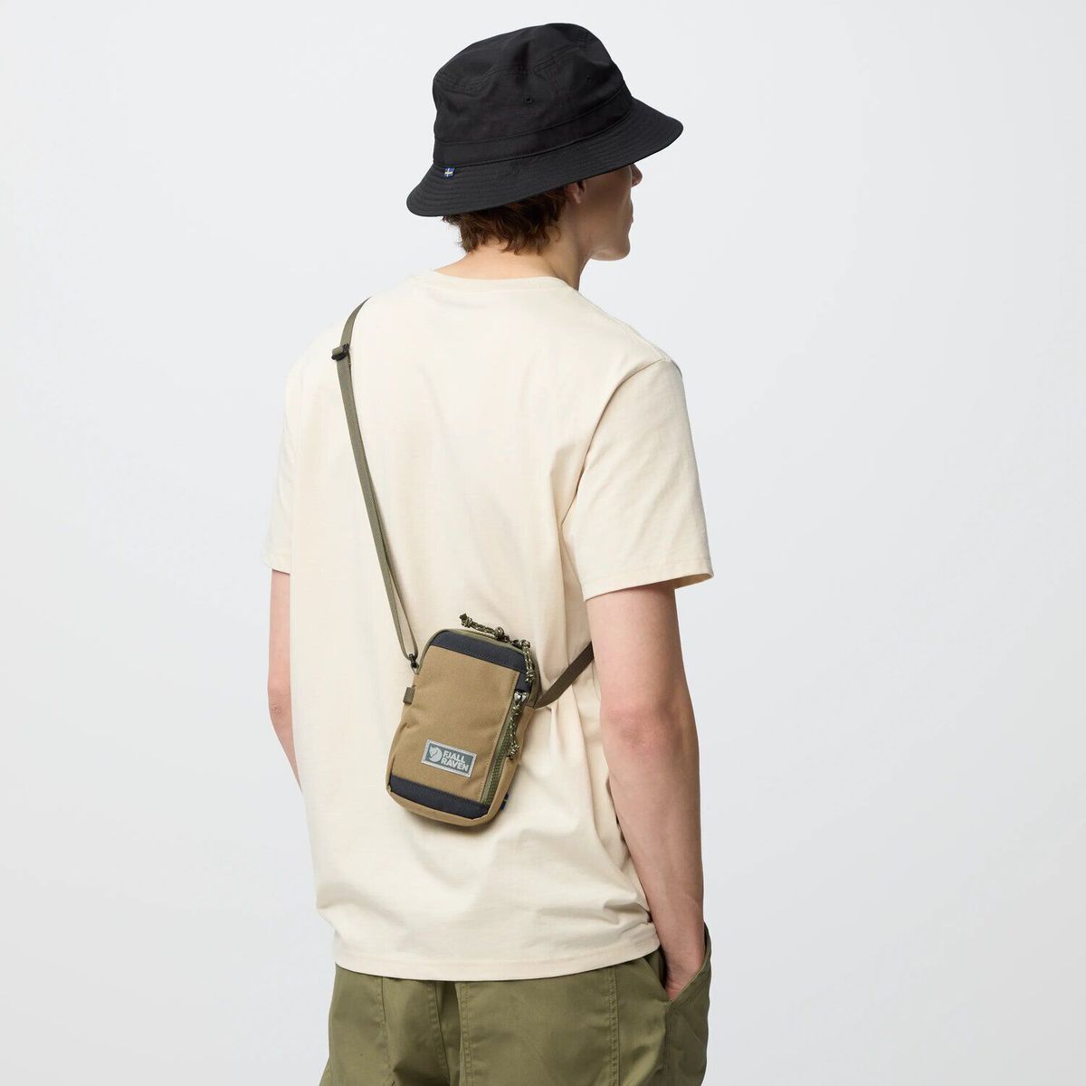 Fjällräven Vardag Pocket Small green-clay (620-221) One Size F23200338-620-221-One Size