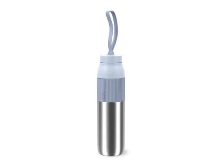 Isolier-Trinkflasche, EMSA beYou Twist Bottle mit integriertem Sieb und Trageband, 100% dicht, spülmaschinengeeignet, 0,7 L, für Reisen, unterwegs, Büro, für Kohlensäure geeignet, Blau, N2193400