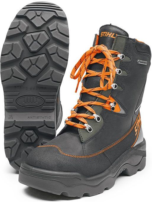 Chaussure haute de sécurité DYNAMIC GTX noir/orange P47 STIHL 0088-532-0247 Noir