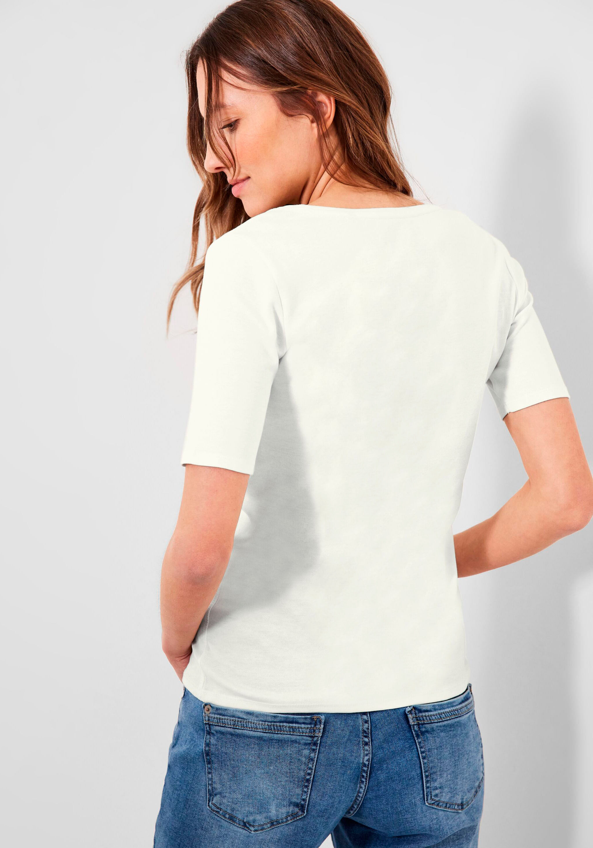 T-Shirt CECIL "Style LENA", Damen, Gr. L (42), weiss (vanilleweiß), Jersey, Obermaterial: 100% Baumwolle, unifarben, körpernah hüftbedeckend, Rundhals, Shirts T-Shirt, mit Rundhalsausschnitt vanilleweiß L (42)