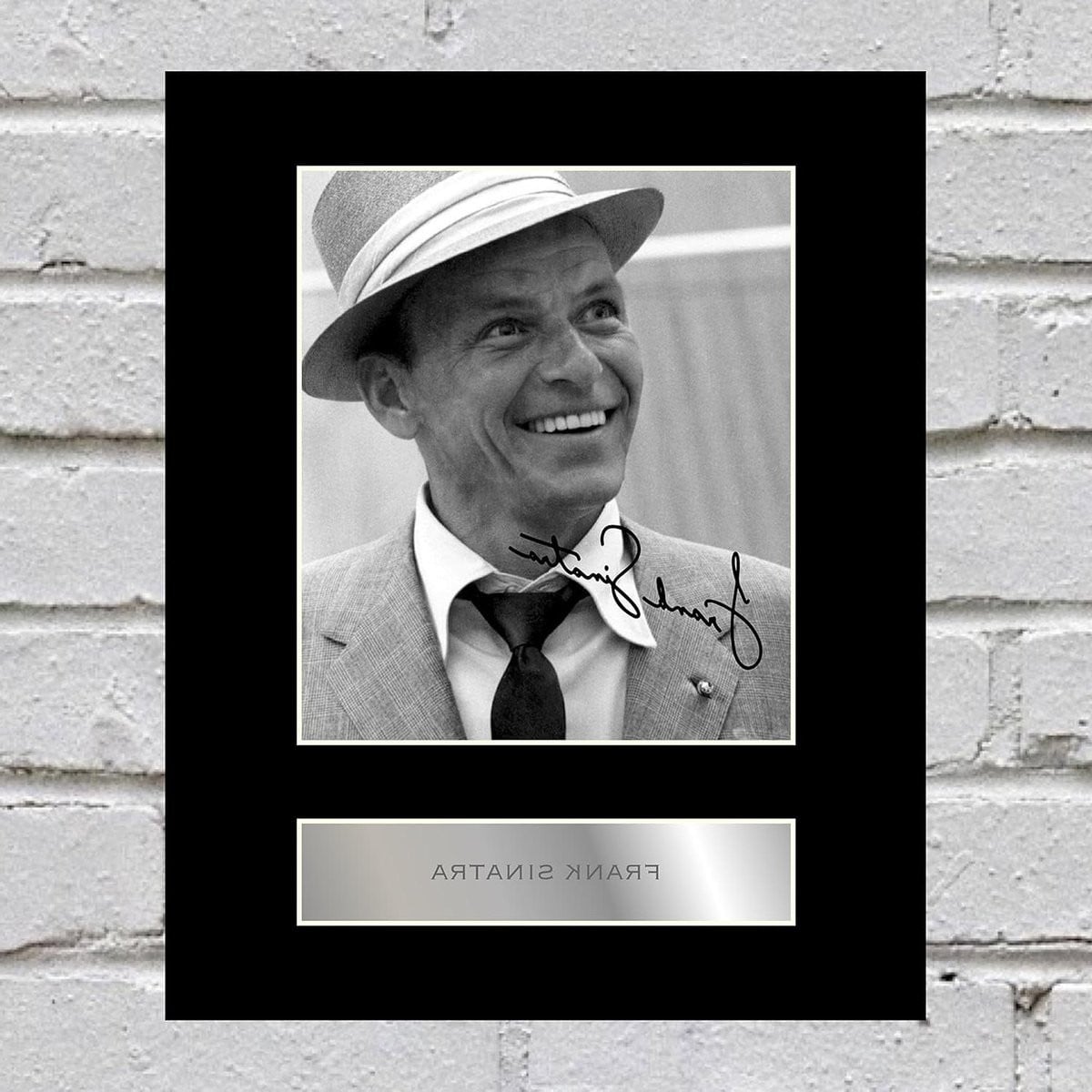 Frank Sinatra Foto Display - Muziek Poster - Muurdecoratie met Geprinte Handtekening - Zwart - 25,4 x 20,3 cm