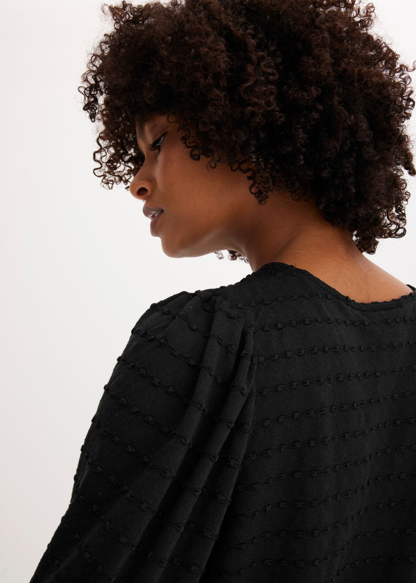 Tunikashirt BONPRIX, Damen, Gr. 36/38 (S), schwarz, Obermaterial: 81% Polyester, 17% Viskose, 2% Elasthan, oversize, Shirts Tunikashirt, Oversize-Passform, ohne Kragen, aus Polyester, Viskose und Elasthan