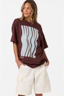 O'Neill s Wave Oversized T-Shirt in Chocolate, Size Medium