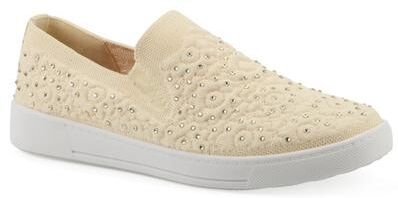 Women's Unit Slip-On Sneaker by White Mountain in Buttercream Fabric (Size 11 M)