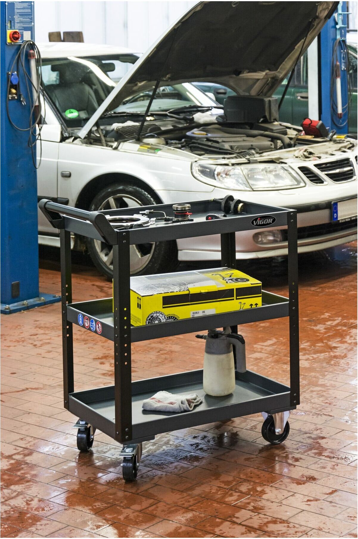 VIGOR Servicewagen V4758)