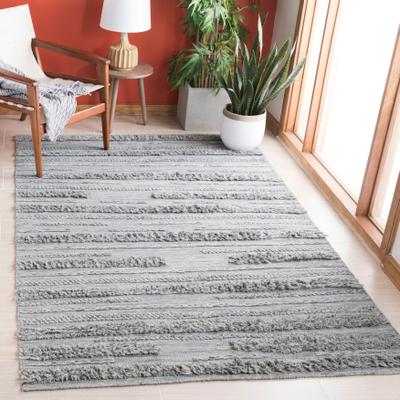 SAFAVIEH Handmade Vermont Yoshimi Wool Rug
