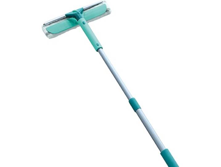 Leifheit Fensterwischer Classic Telescope, 2in1 Fensterreiniger mit Mikrofaserbezug für hartnäckigen Schmutz, ausziehbare Teleskopstange von 90 bis 150 cm, Abzieher für streifenfreie Fenster