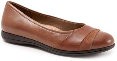 Trotters Danni Casual Slip-On - Womens 5 Tan Slip On Medium