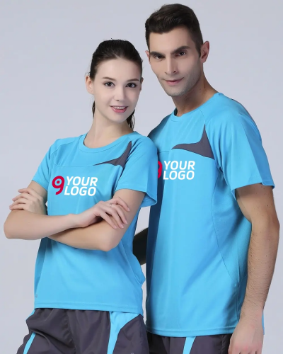 T-shirt donna Spiro Dash Training slim, traspirante, riflettente Personalizzate o neutre Spiro