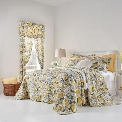 100% Cotton Florence Oversized Bedspread by BrylaneHome in Floral Multi (Size KING)
