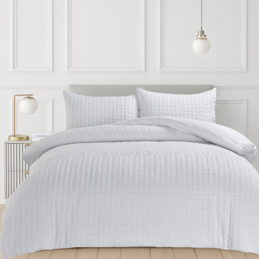 Velosso 3D Embossed Pattern Kinsley Duvet Set White Double Duvet Cover Set