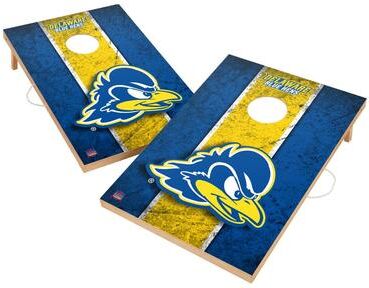 Skip's Garage Vintage Delaware Blue Hens Regulation 2x4 Cornhole Set
