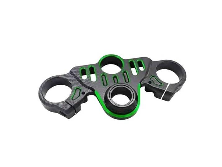 Obere Gabelbrücke， Für QJMOTO QJ SRK 800RR Motorrad Zubehör CNC Clamp Triple TRee Lenker Klemme Gabel Brücke Gabelführung Gabelbrücke，(LJS-black and green)