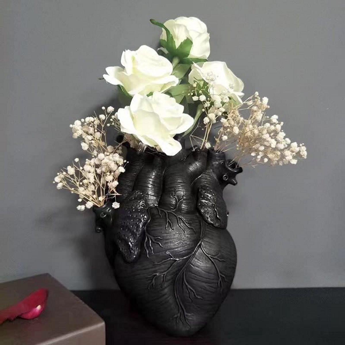 Hartvormige Decoratieve Vaas in Nordic Art Stijl - Zwart